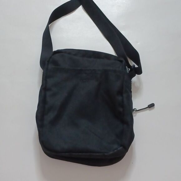 Nike Elemental Prime Crossbody - Picture 2 of 8